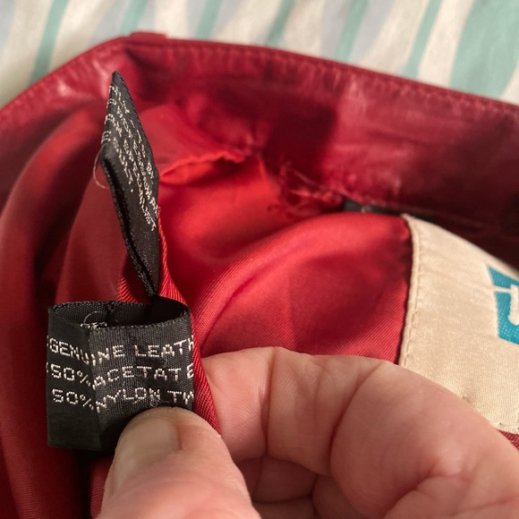 Vintage 80’s Real leather Red skinny jeans XS l - Picture 7 of 7